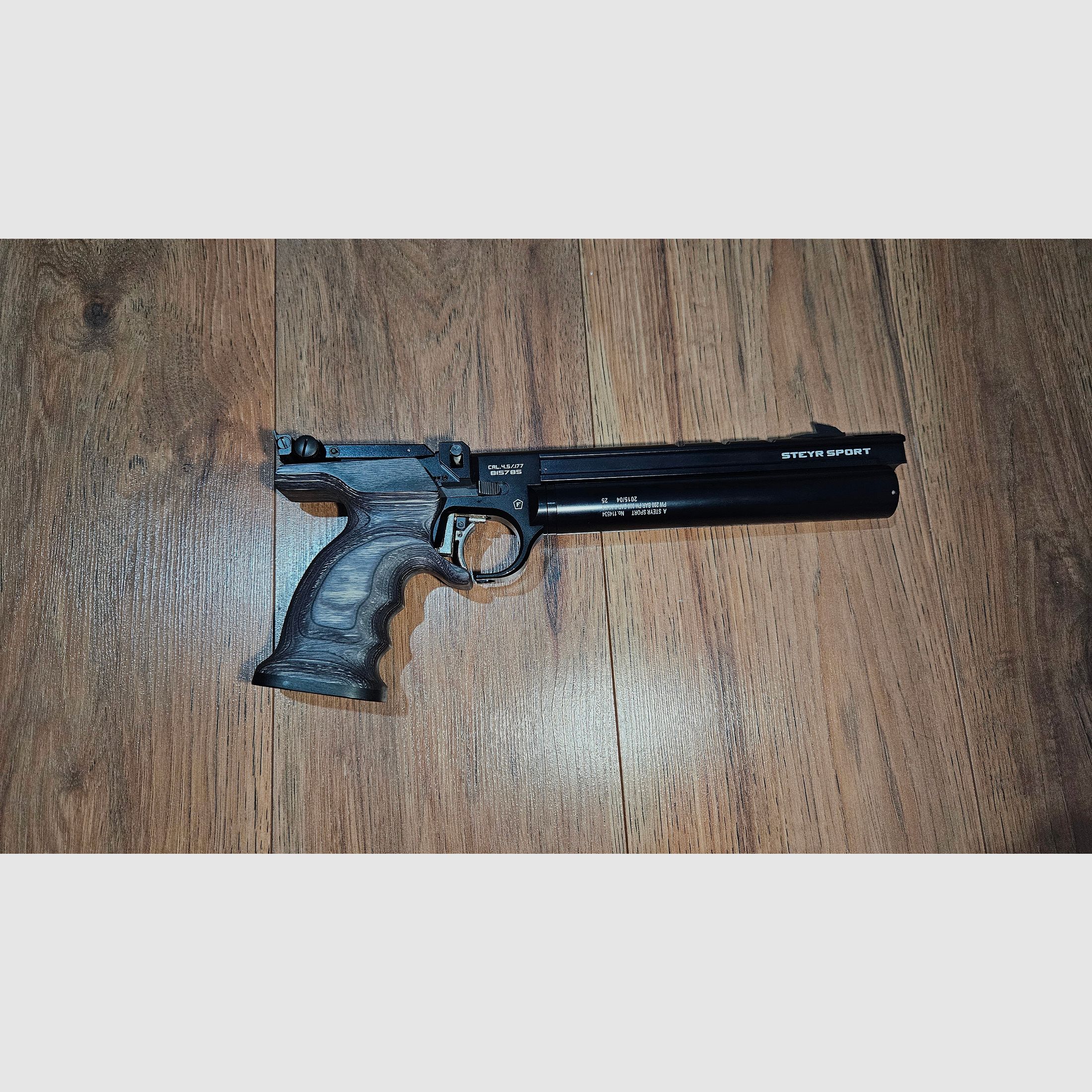 Steyr lp50 LP5 Holzgriff