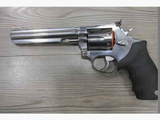 TAURUS 669 (vendu)