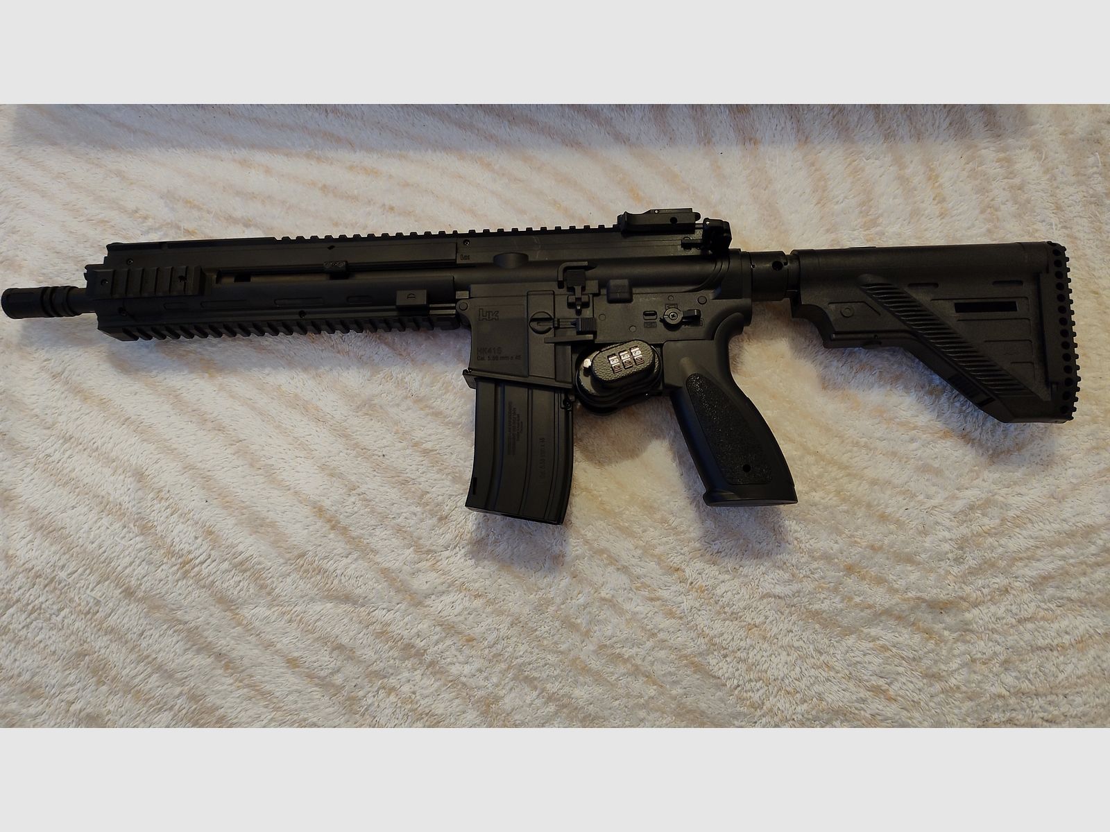 Heckler & Koch HK416 A5 kal. 4,5 mm stalowe BB Co2 z akcesoriami