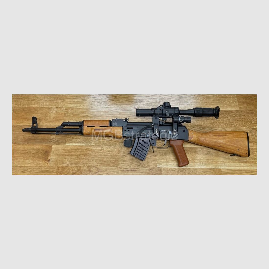 WBP Jack - carabina semiautomatica 7,62x39 - sistema AKM AK47 AK74 con calciatura in legno stratificato - il bayonetta può essere montata - Made in Poland - novità!
