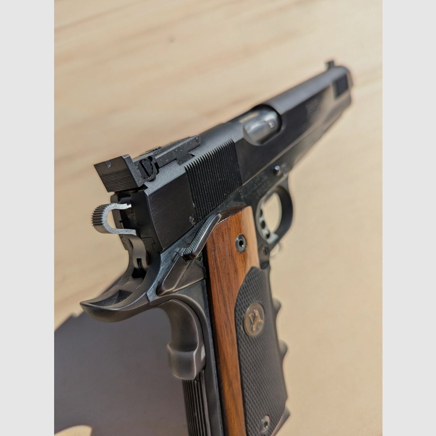 1911 Les Bear Premier II  6" im Kaliber 45ACP