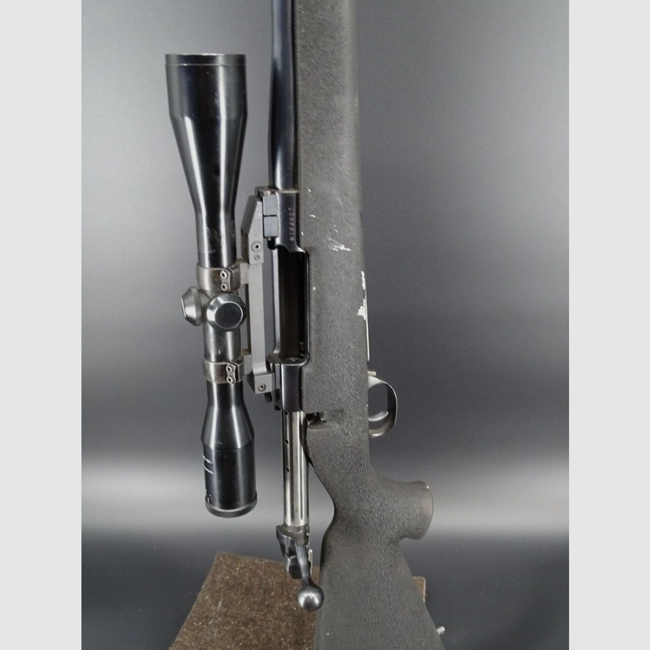 Weatherby Mark V caliber .300WBY Magnum swivel mount scope Zeiss Mark V