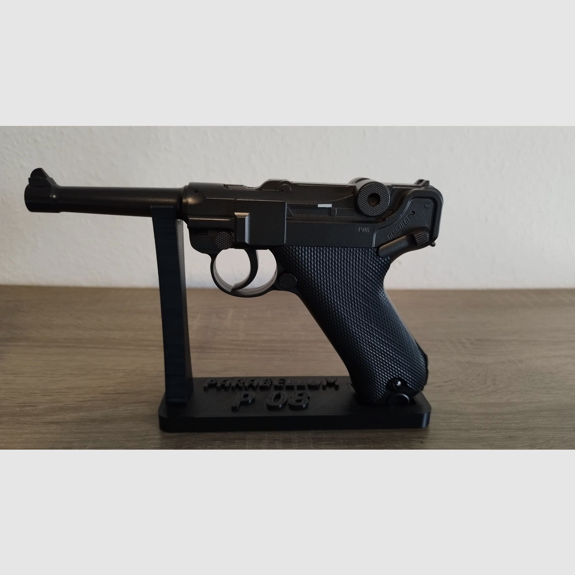 Umarex Legends P08 Metallausführung mit Zubehör CO2 4,5mm BB Pistole