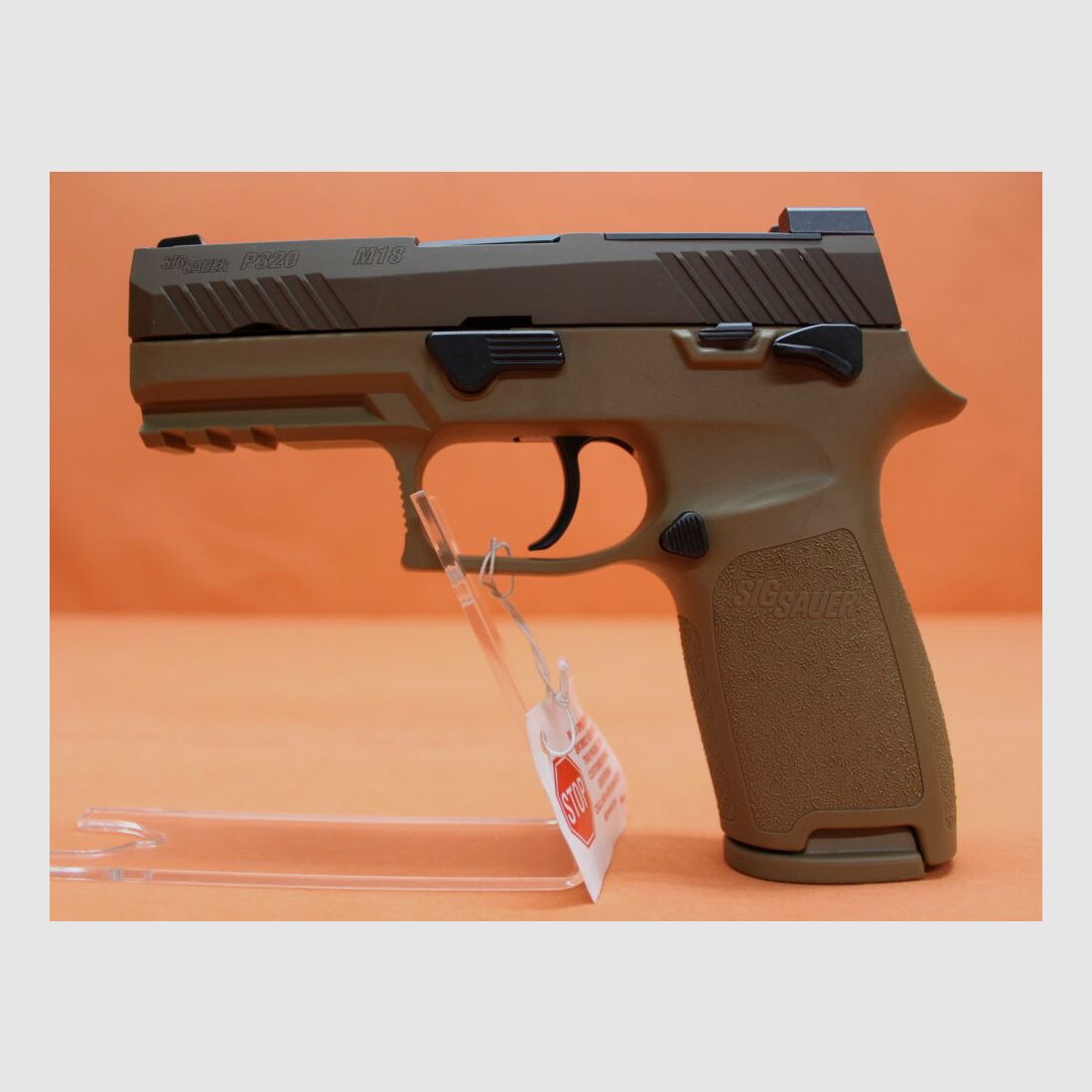 SIG Sauer Ha.Pistol 9mmLuger SIG Sauer P320 M18 99mm barrel Coyote Tan/ OR Optic Ready 9mmPara/9x19