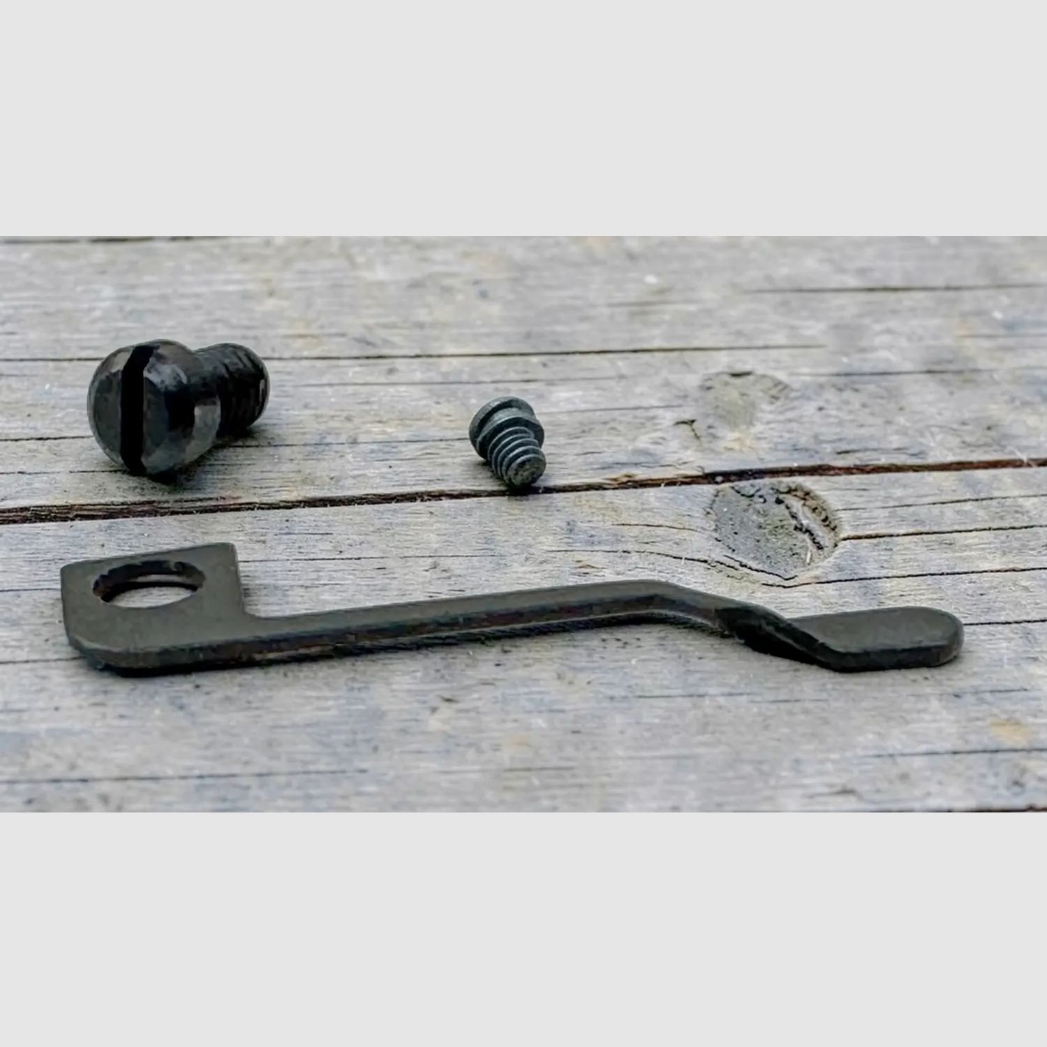 Ressort Walther avec vis pour GSP S/N >220137