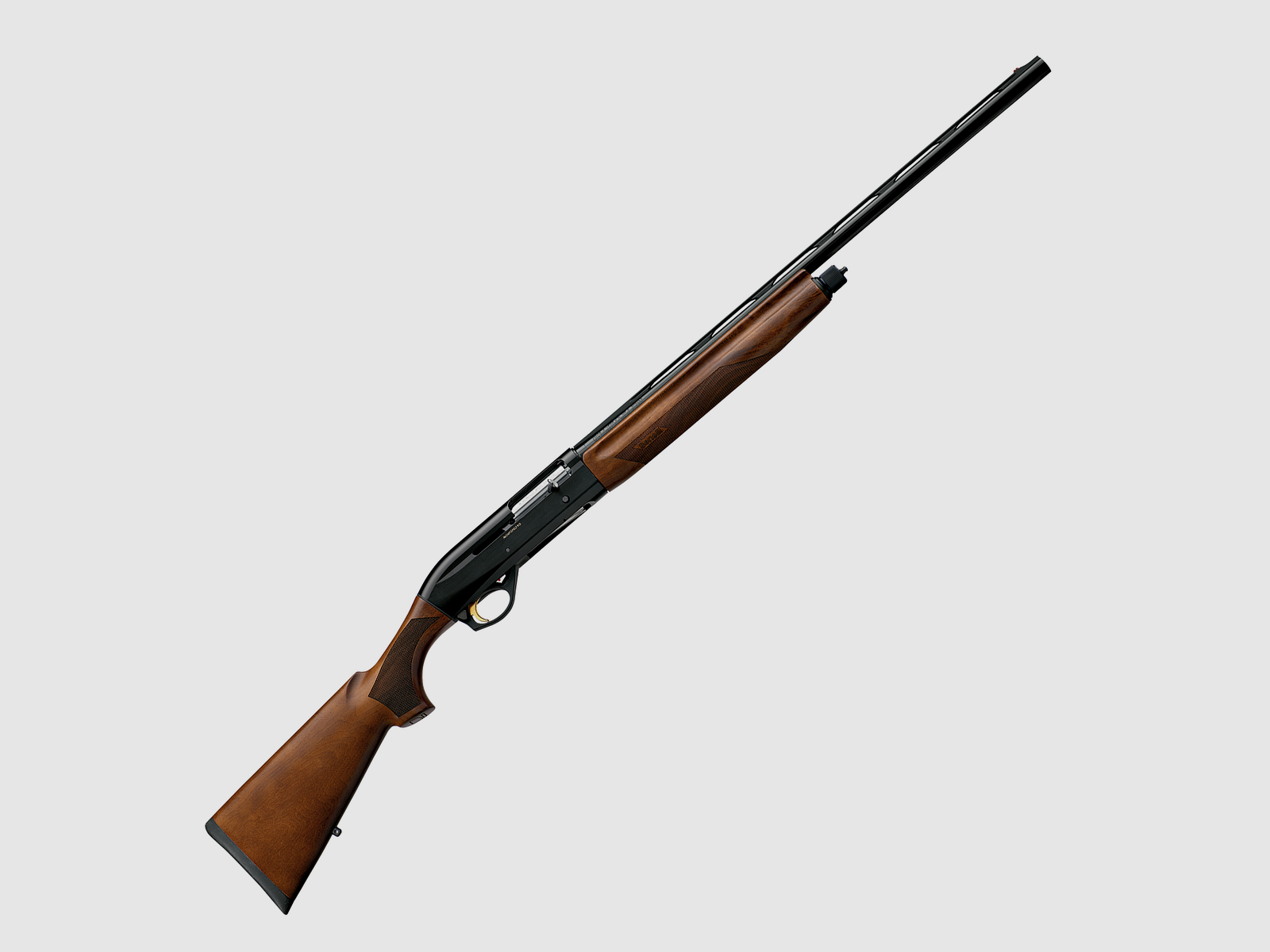 Benelli Montefeltro 20, in der Version Schwarz mit eloxiertem Gehäuse, zeichnet sich durch Zuverlässigkeit, Leichtigkeit und ballistische Leistung aus.