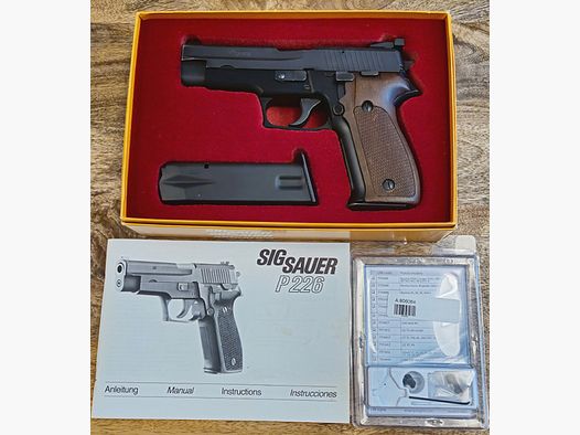 Sig Sauer P226 Classic Sport 9mm Luger