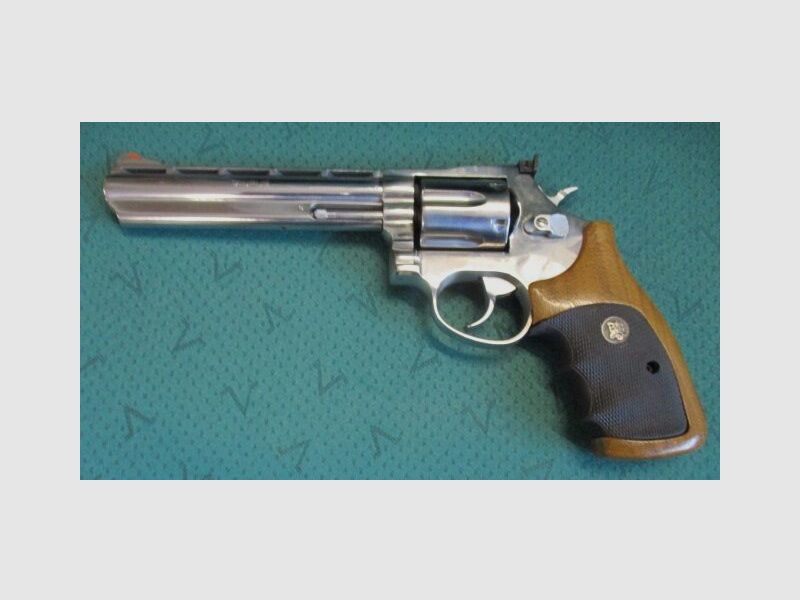 Revolver Taurus .357mag, 6 Zoll mit Pachmayr Griff