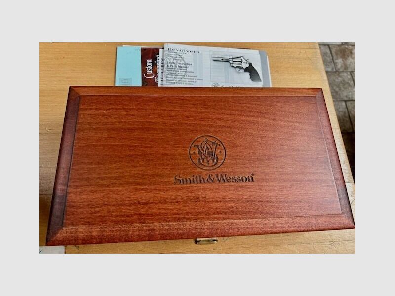 Kommissionen Rev. S&W 686-6 6'' 1-150 Editi