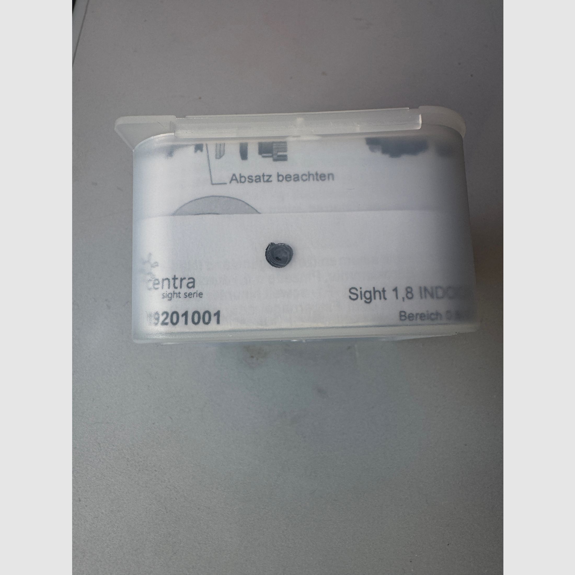 Central iris diaphragm view 1.8 inside black