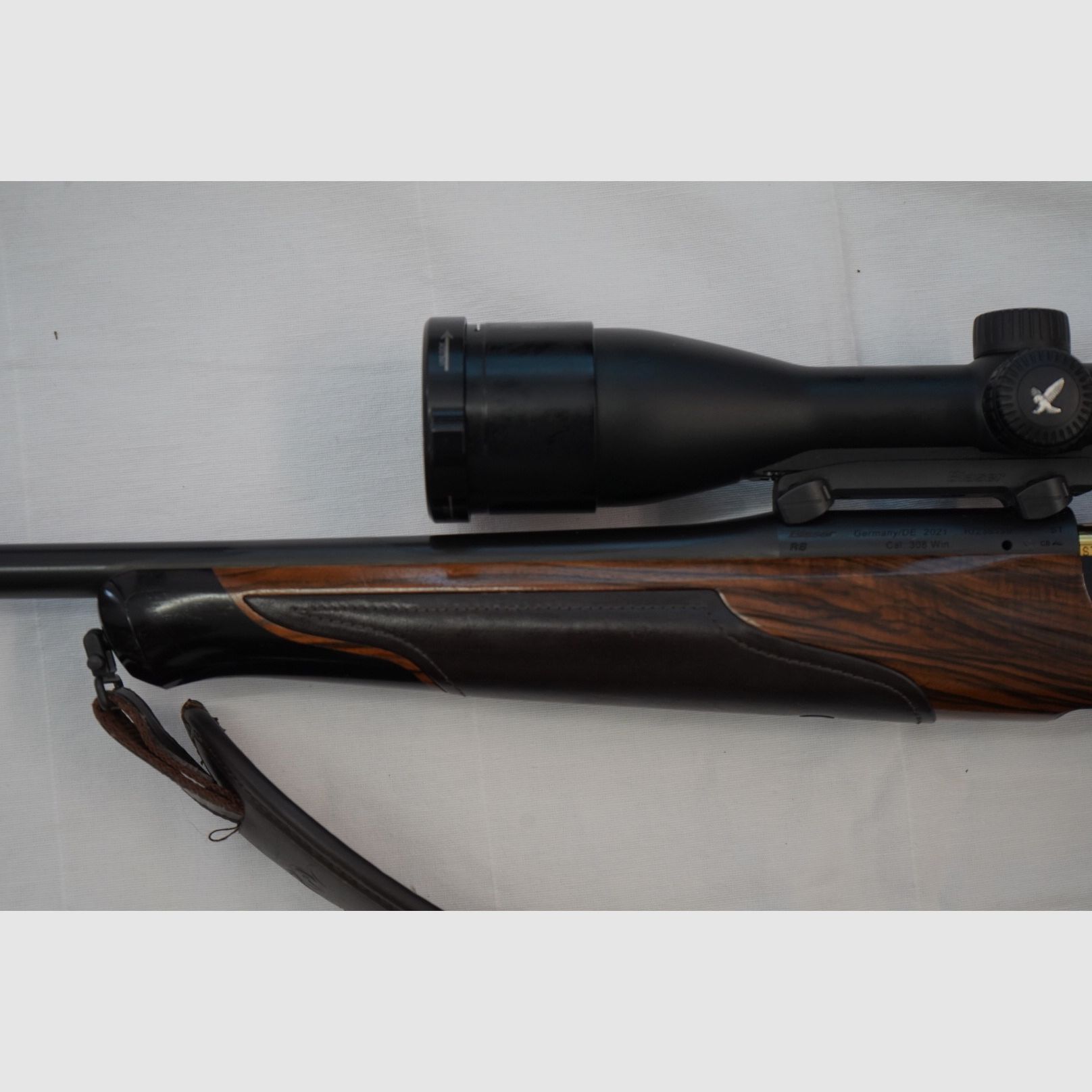 R8 successo pelle, legno, pelle, mirino Svarovski, grilletto Atzl
