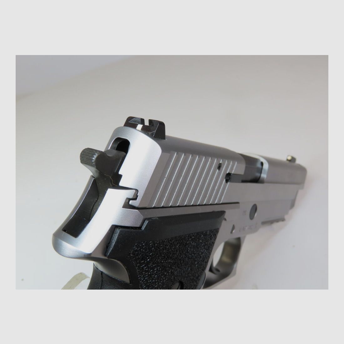 SIG Sauer P226