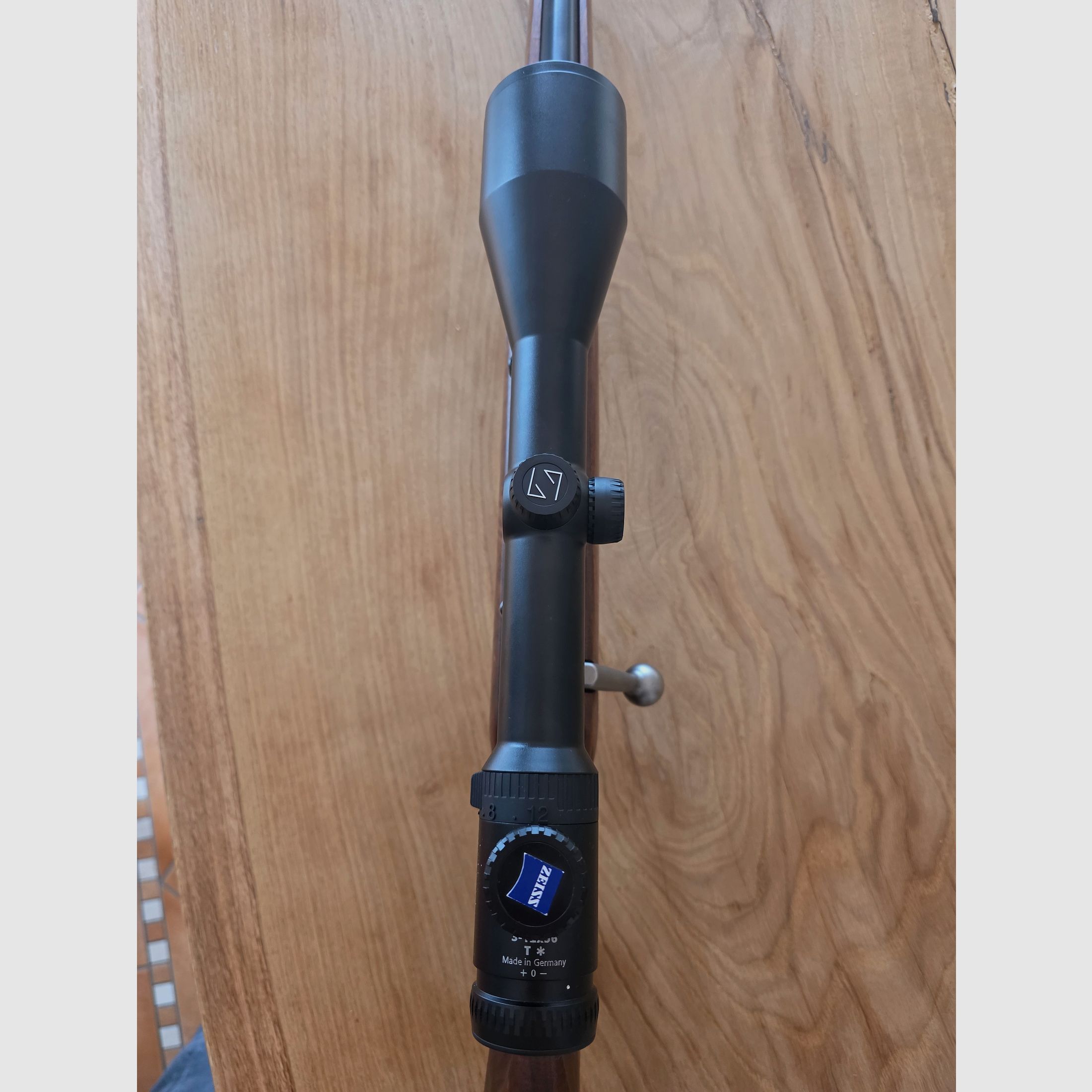 Mauser M03 Extrem w rzadkiej edycji specjalnej w 8x68S z ZEISS 3-12x56