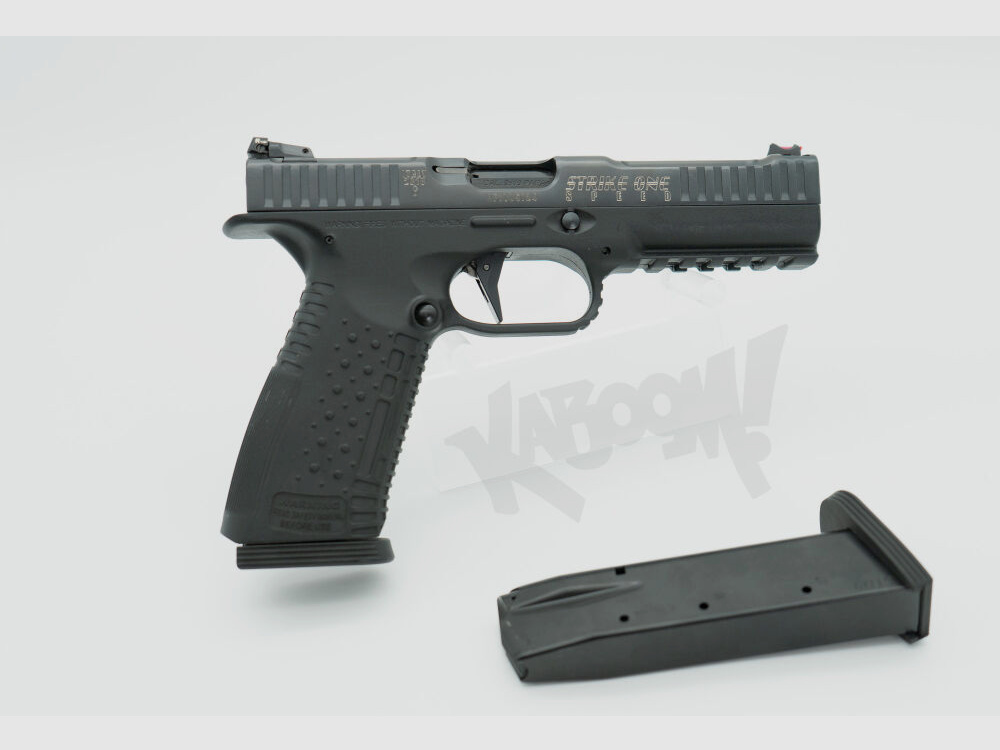 Arsenal Firearms with 5 magazines! Strike One