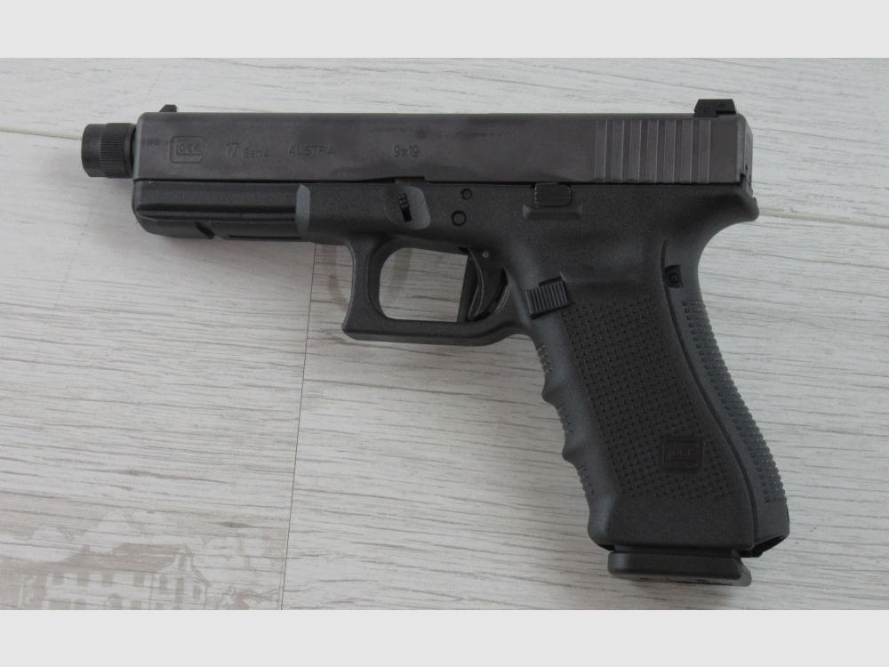 Glock Glock 17 Gen4 mit Gewindelauf
