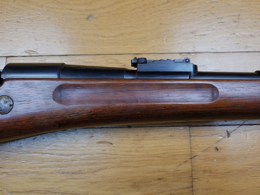 Rarissime und wunderschöne Berthier 1890 Kavallerie Büchse » 2. Typ » – in drei Schüssen und Originalkaliber 8×51 – fast alle verschwunden durch Umstellung auf Standard 1916 und später – 100% Originalkonfiguration – vollständig monomatrikuliert bis zur Reinigungsstange – Museumszustand!, Bild 6 von 30