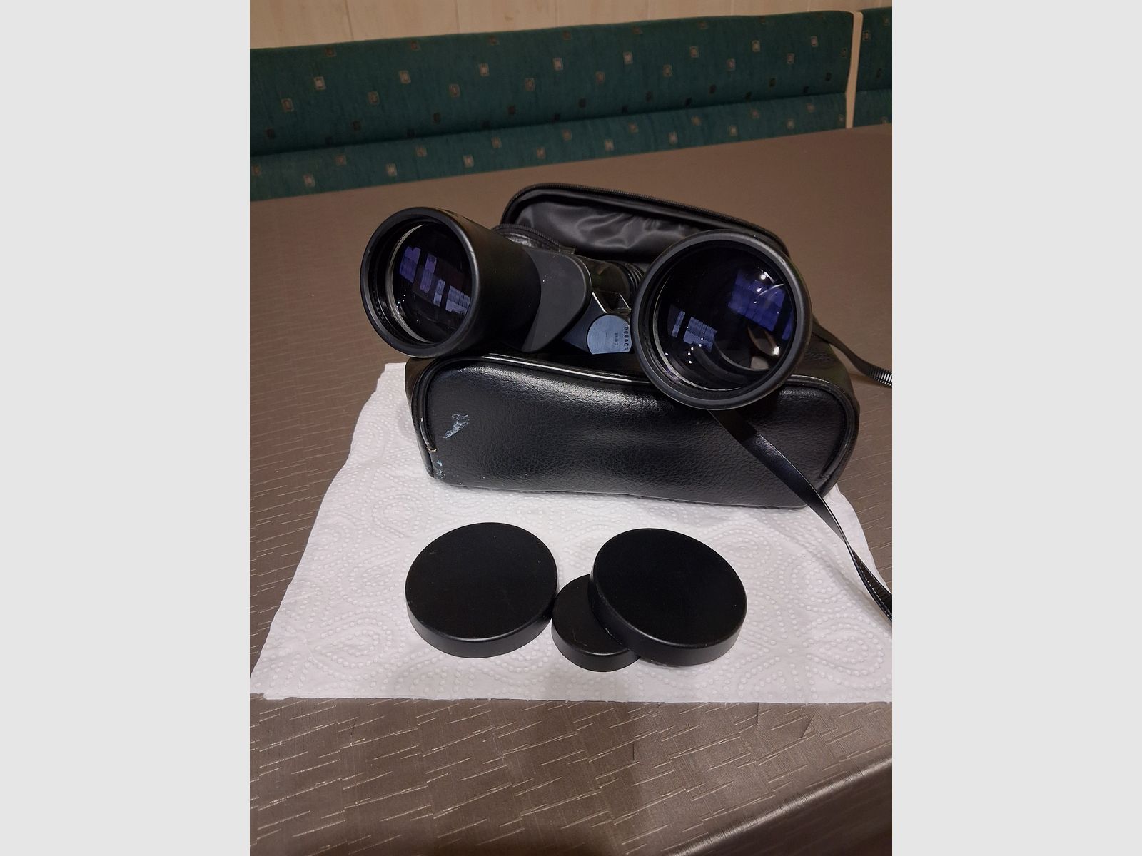 Fernglas der Firma SIMMONS 8-20X50 