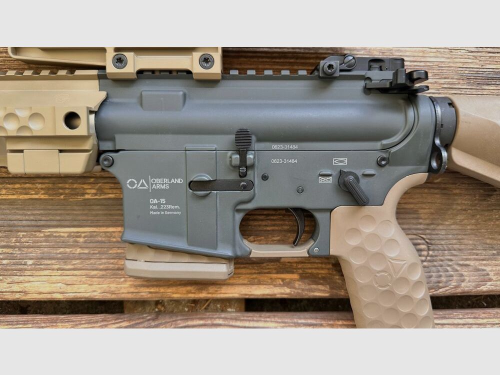 Oberland Arms G96c con OA Sharp 1-8x24 approvato sportivamente .223Rem