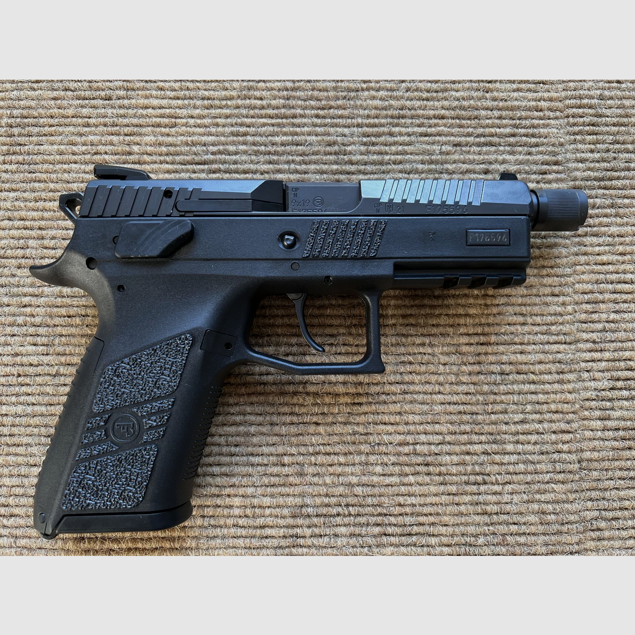 CZ Uhersky Brod P-07 SR (mit Gewindelauf, 1/2"-28UNEF))