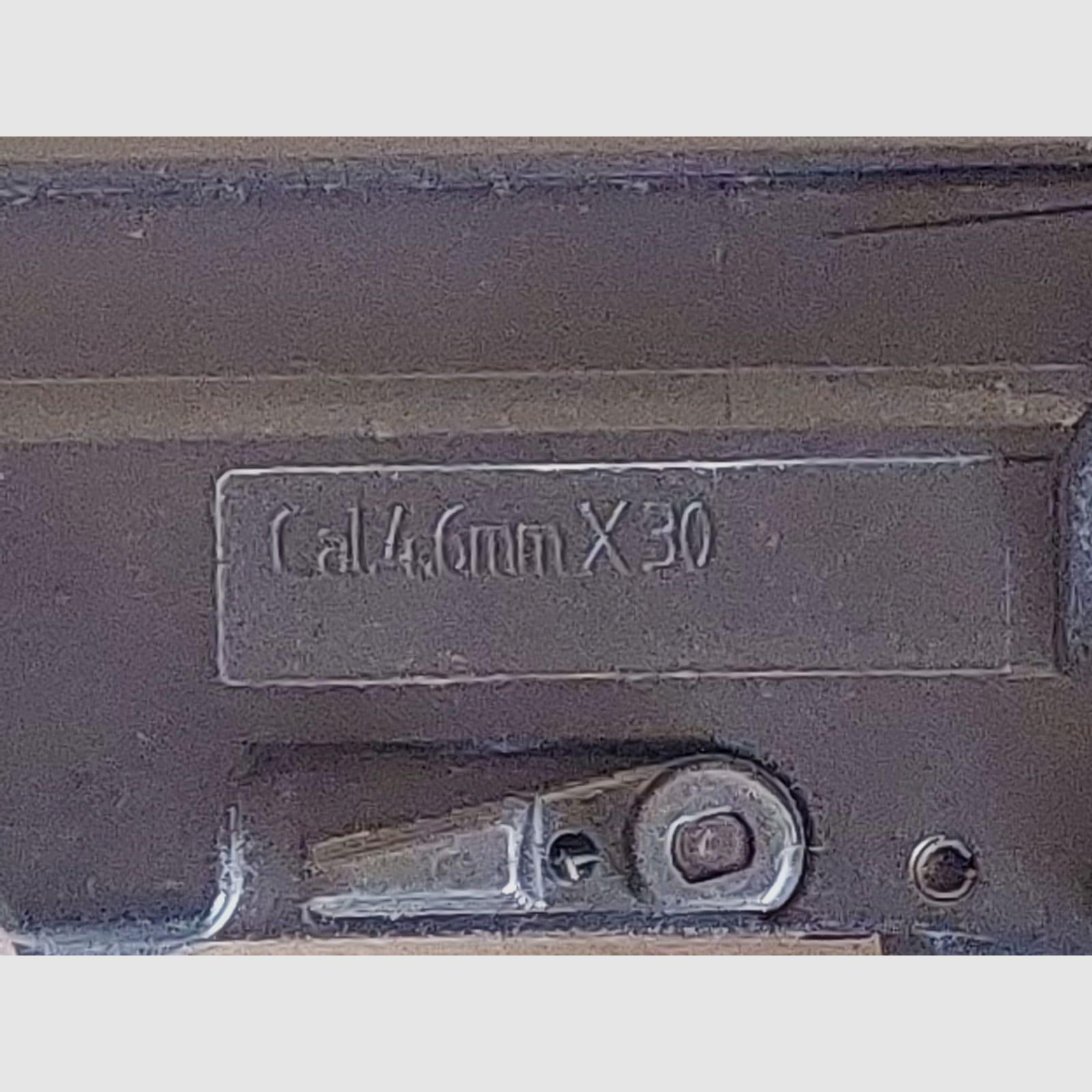 HK Mp7A1 6mm GBB + Tasmanian Tiger Tasche 