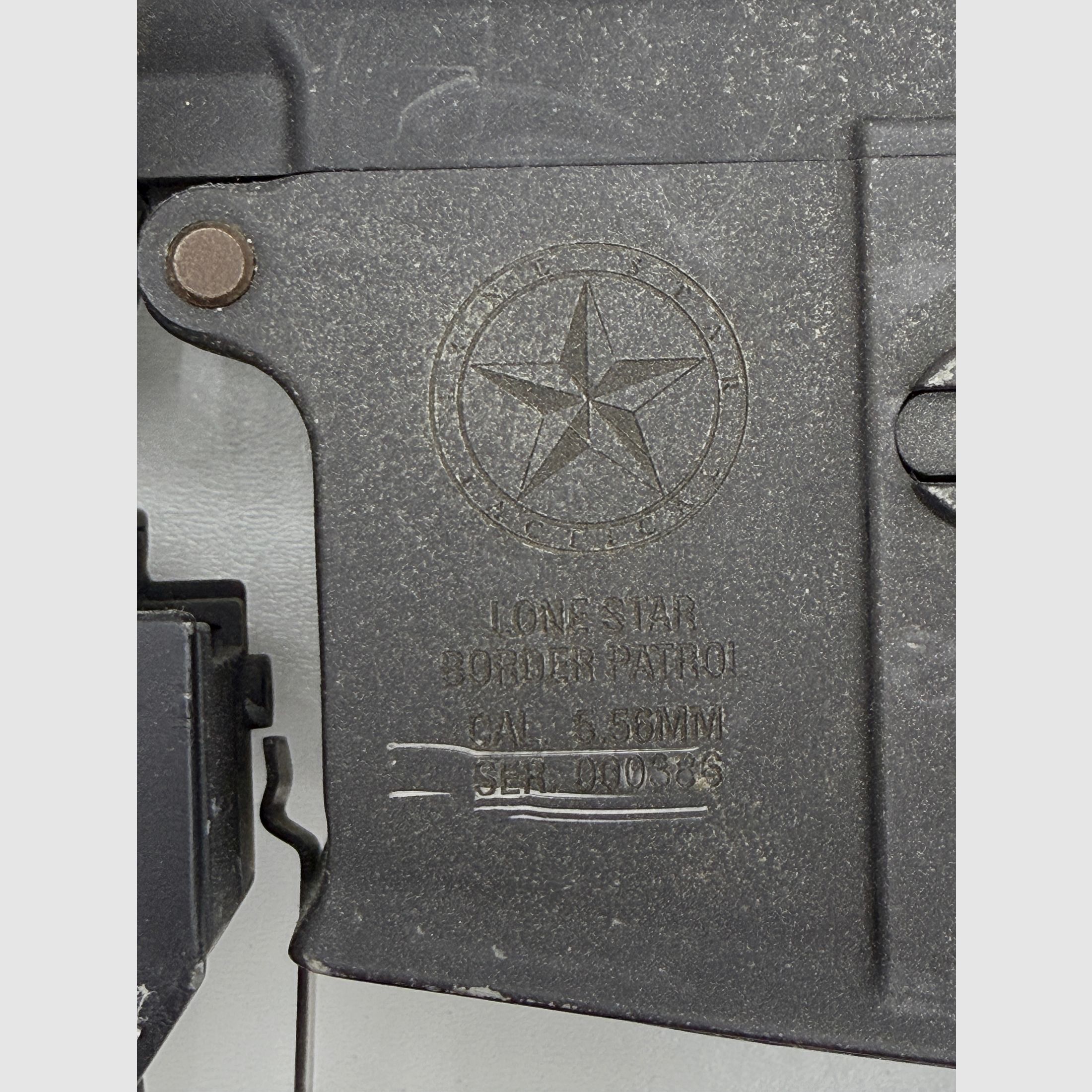 Evolution Airsoft M4 S-AEG US Marine Style with functional M203 grenade launcher – incl. 2× 40 mm grenades