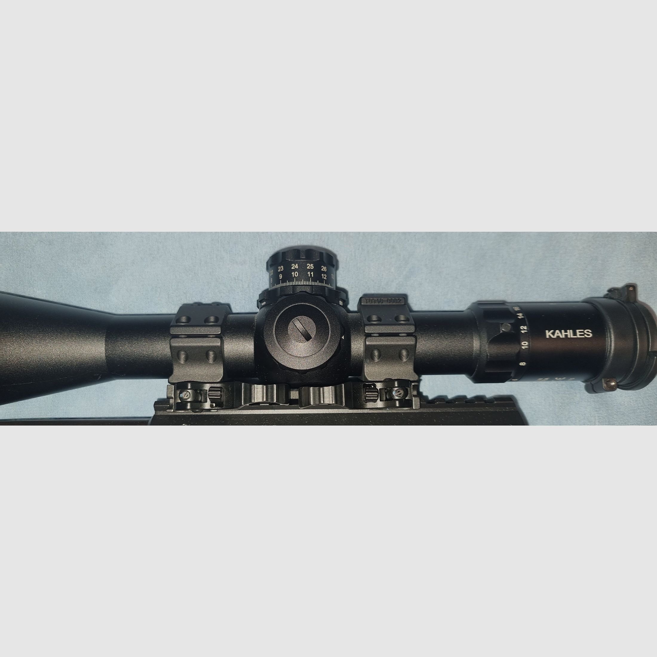 Kahles K624i 6-24x56 Zielfernrohr mit ERA-TAC Brückenmontage mit QD-Montage