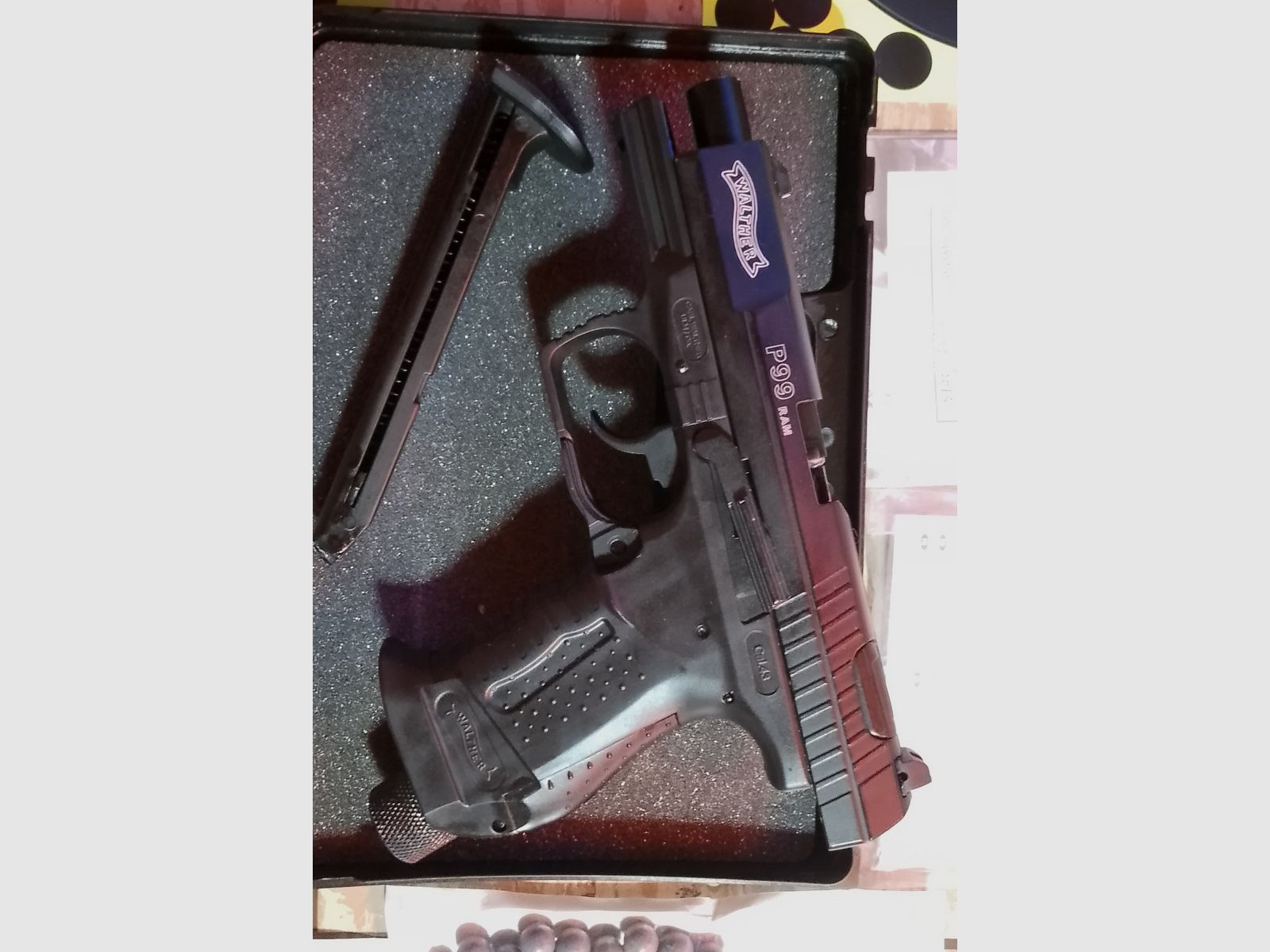 Walther P99 RAM mit Zubehör Laser Koffer Zielscheiben  Rubberballs Polyballs Set 