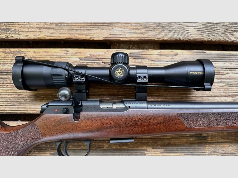 CZ Uhersky Brod 457 Varmint mit Nikon 2-7 x 32 und Zweibein .22lr