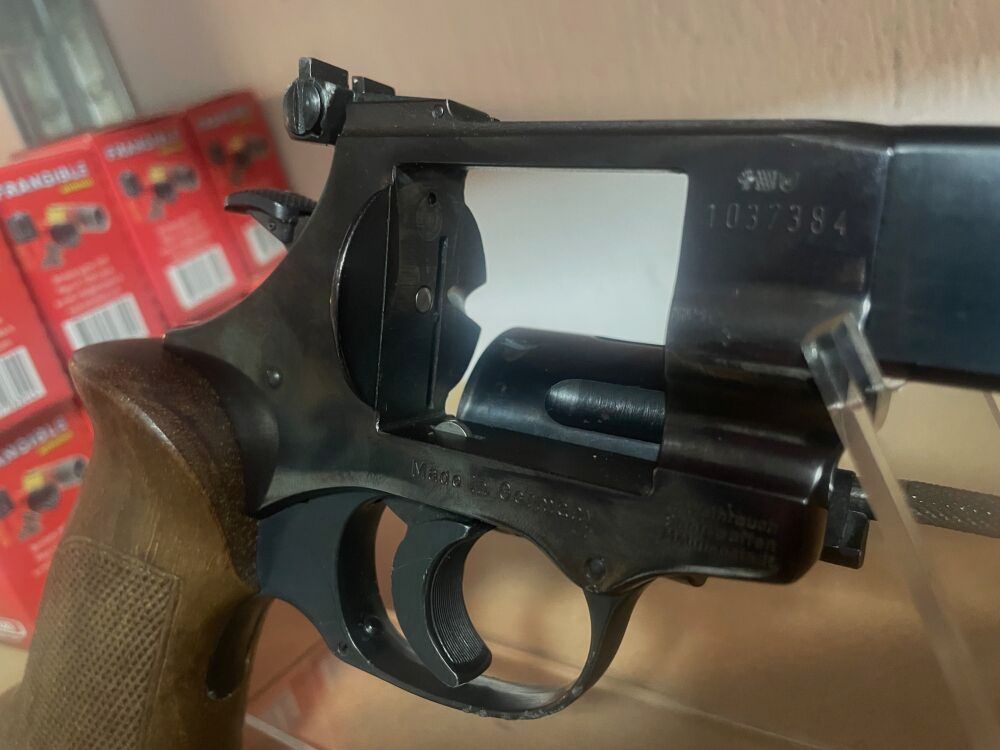 Weihrauch HW 9