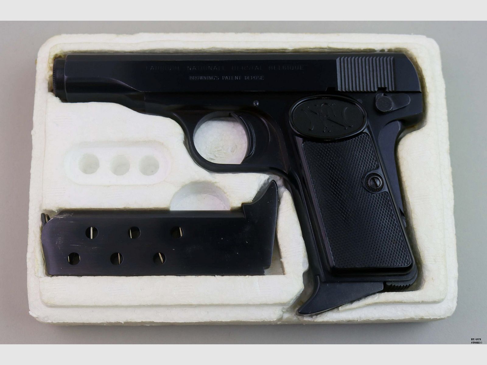 Pistol F.N. Browning mod. 10 cal. 7.65 mm mat. 681450, image 8 of 8