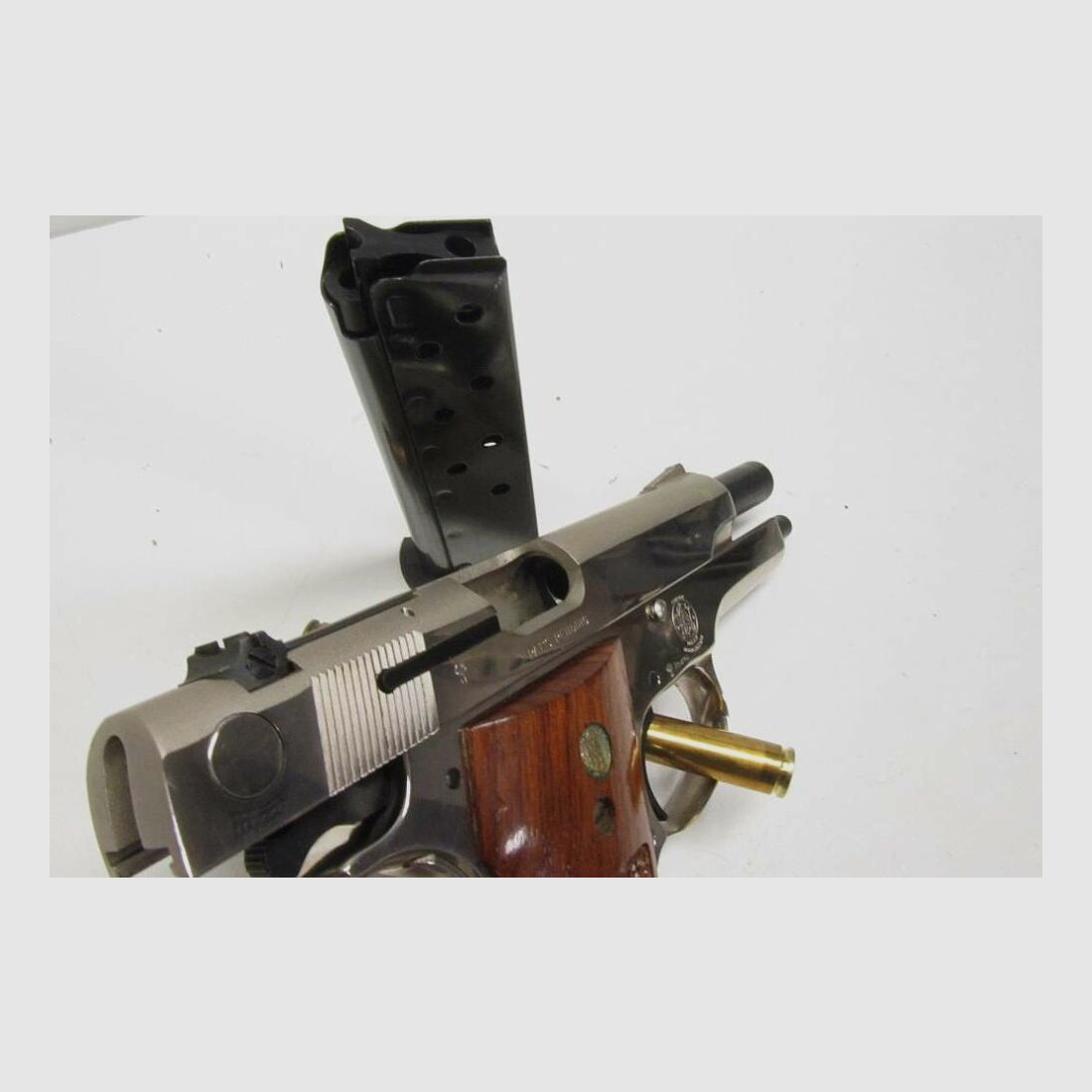 Sammlerstück vernickelt, Smith & Wesson Modell 39-2, 9mmLuger 9mmLuger