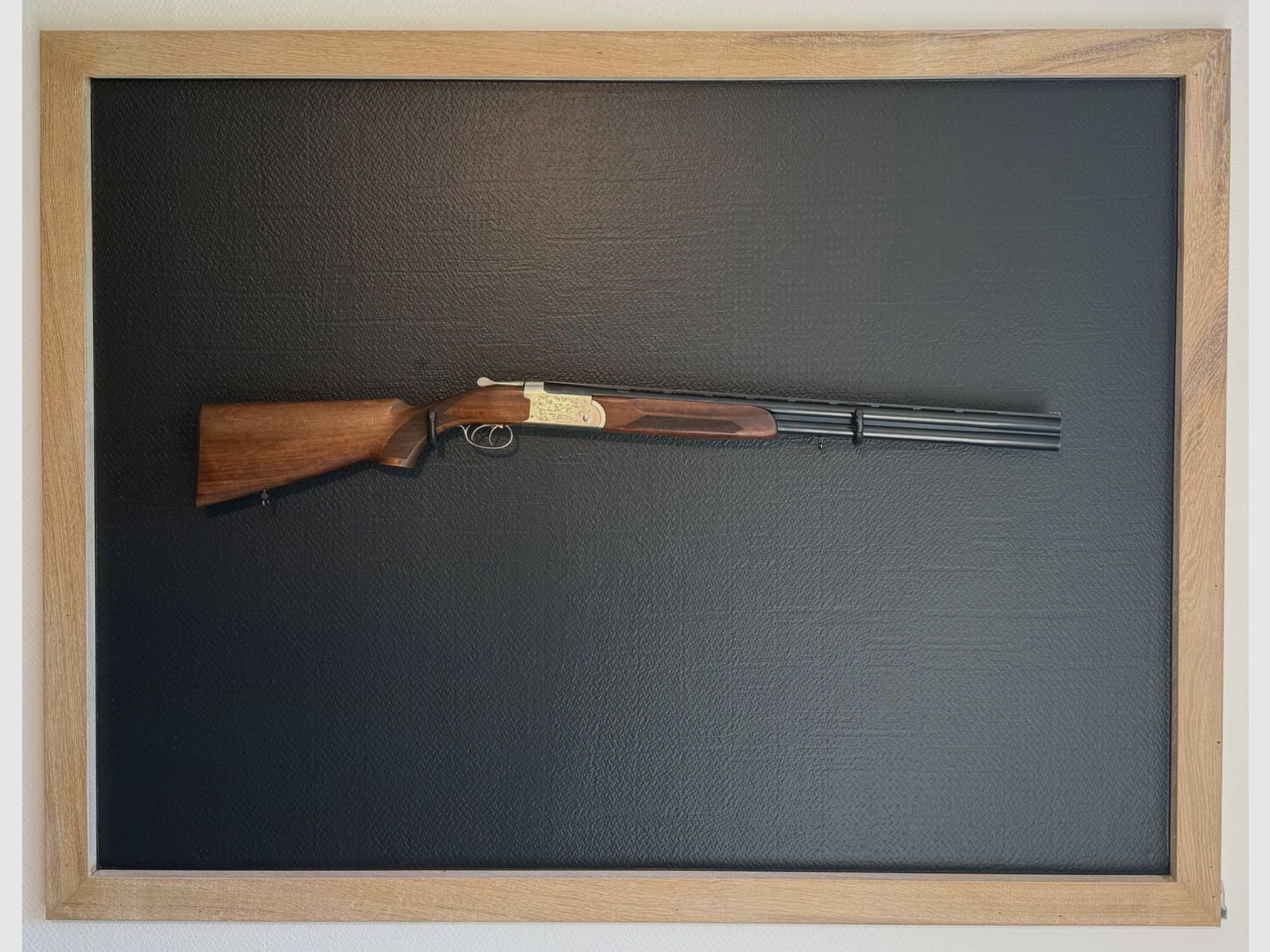 Verney-Carron Sagittaire Cal. 12/76 con prueba de perdigones de acero