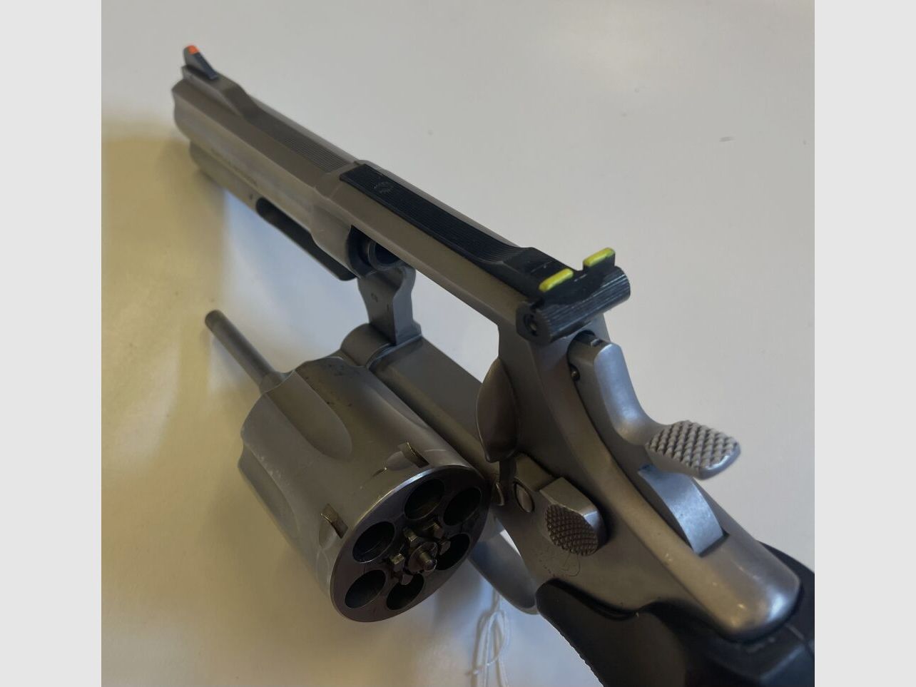Smith + Wesson 686
