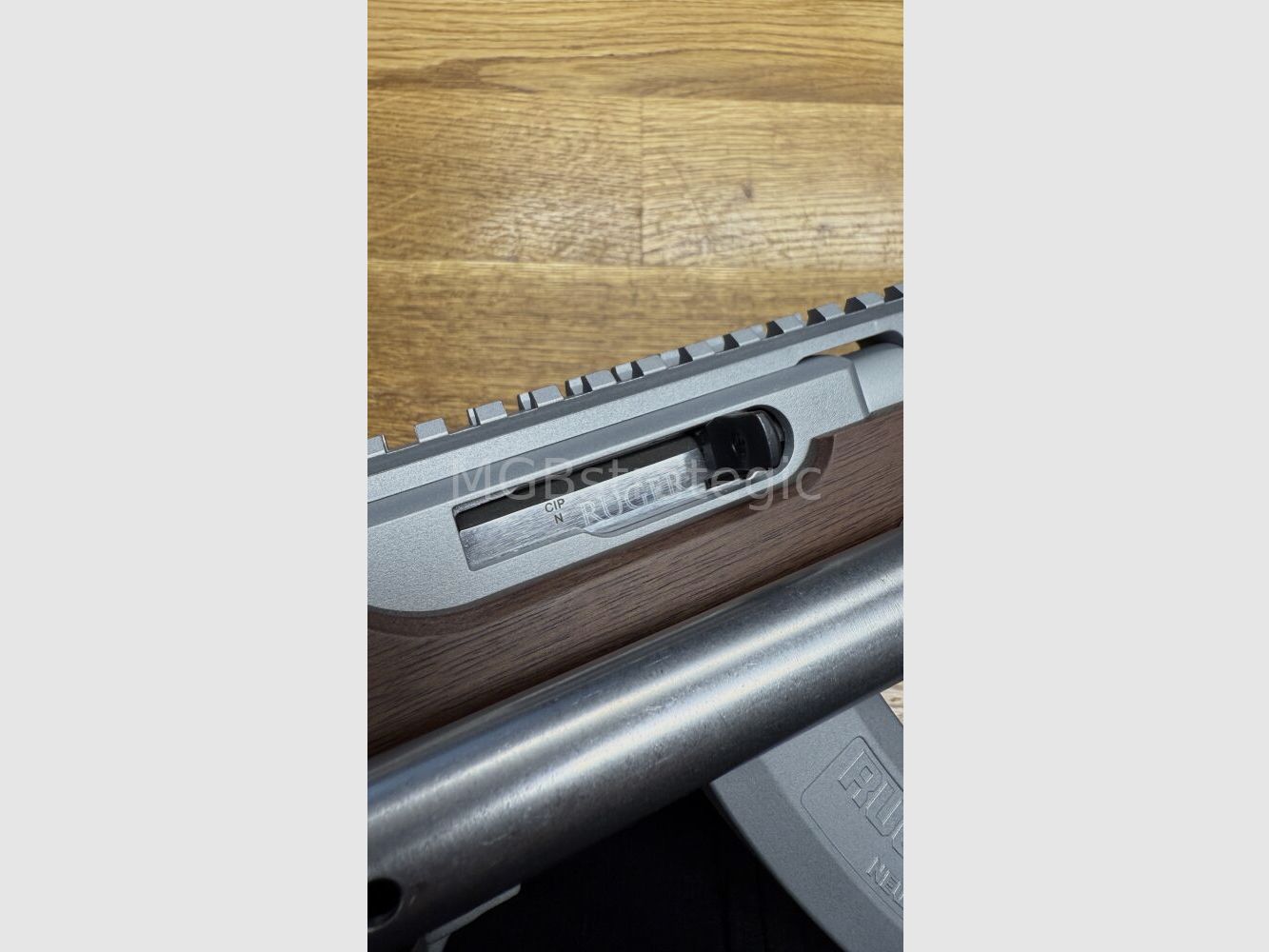 Ruger 10/22 z systemem kolby A-Team / luf i 2x magazyny Ruger BX-25 pokryte cerakote srebrnym / gwint wylotu 1/2"x28UNEF