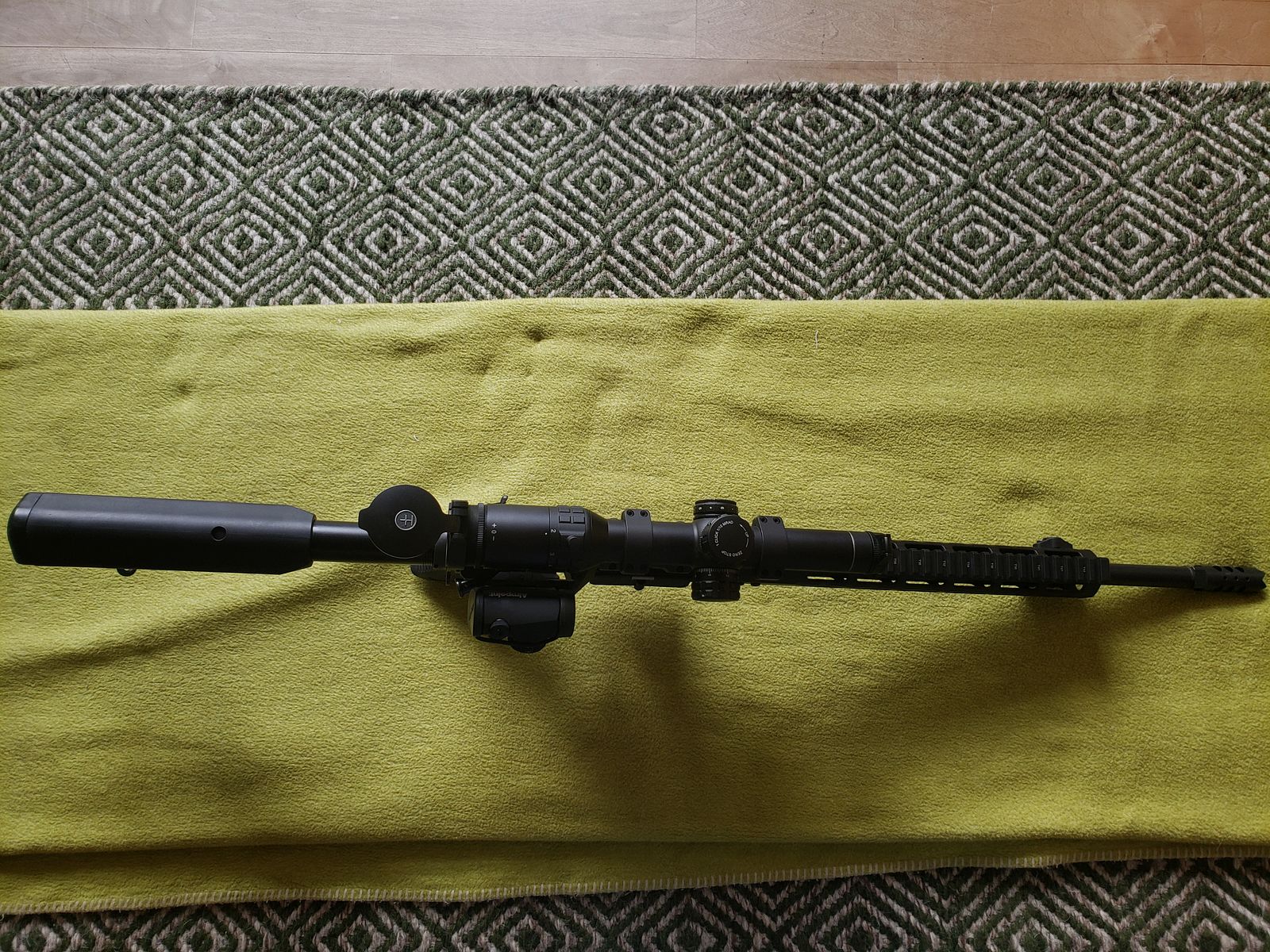Oberland Arms OA 15 Black Label met Hawke Frontier 30 en Aimpoint H1, afbeelding 14 van 17