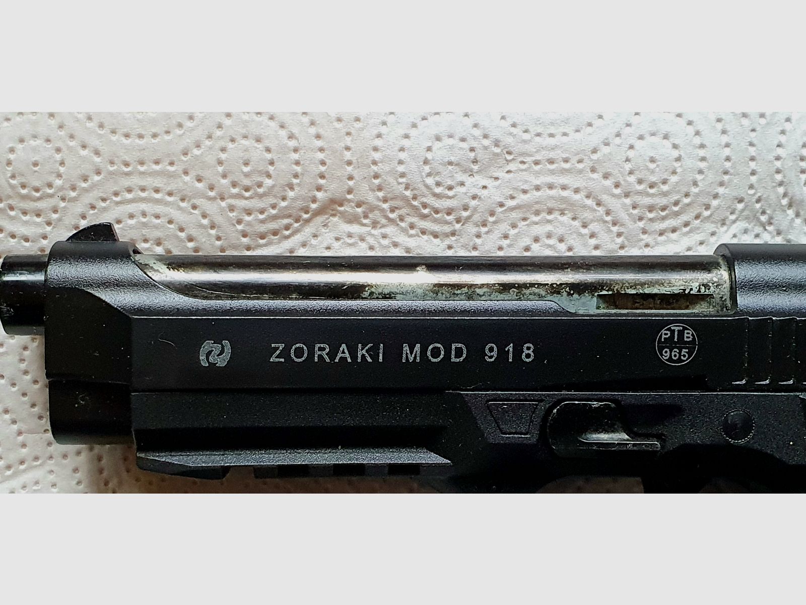Zoraki 918  PTB Gas / Schreckschuß Pistole , 18 + 1 -schlüssig, 2 Zusatzmagazine+ Lederholster