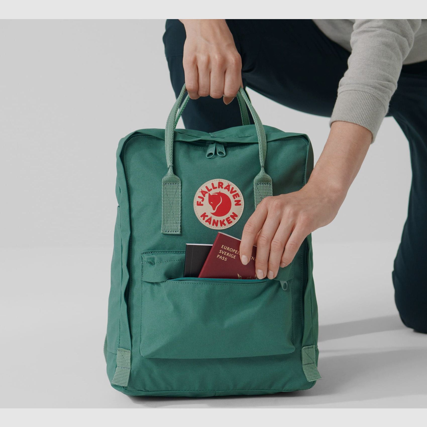 Rucksack Fjällräven Kanken (16L) 23510 - Foliage Green (631), Bild 13 von 17