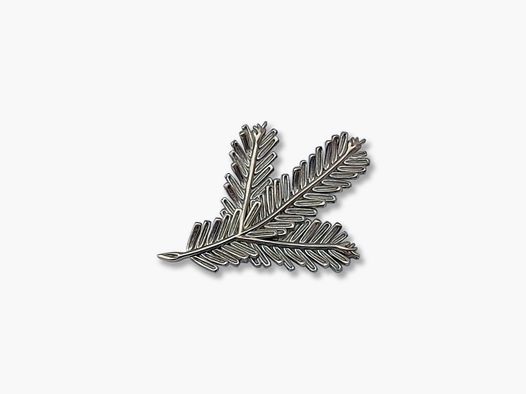 La rupture en argent : un insigne de chasse pour le chapeau