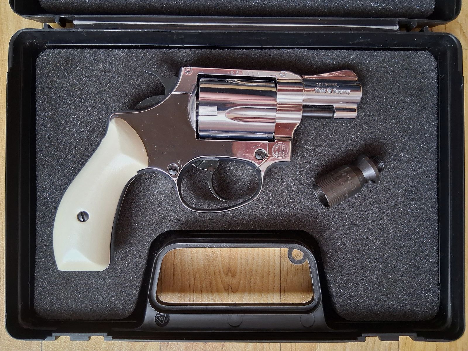 Sammler aufgepasst! Schreckschuss-Revolver Reck Chief Special Chrom (PTB 503), neuwertig ungeschossen einzigartig