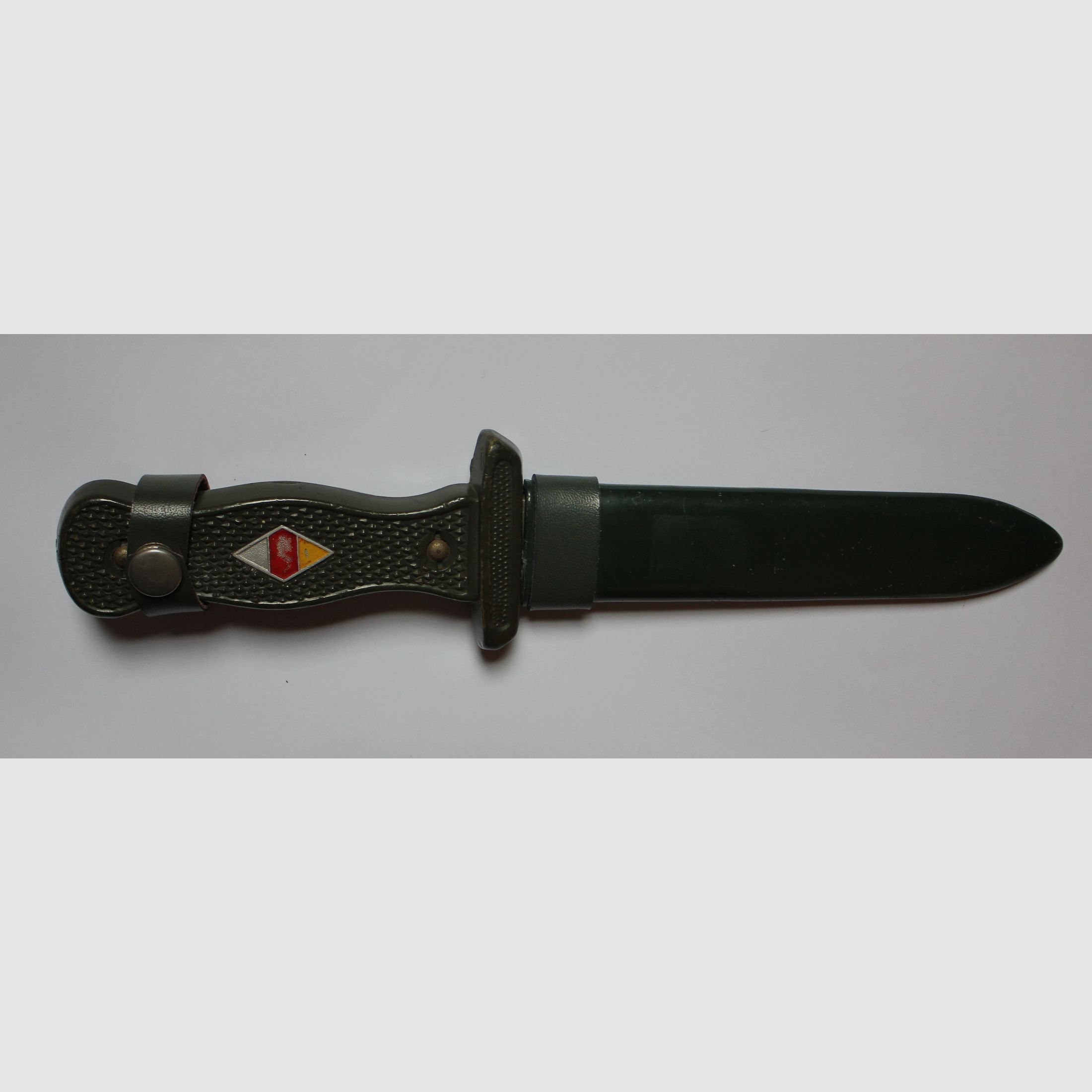 Cuchillo de viaje original de Hubertus Solingen de la Guerra Fría, modelo de cuchillo de combate de la Bundeswehr y visualmente inspirado en el cuchillo de viaje de la HJ