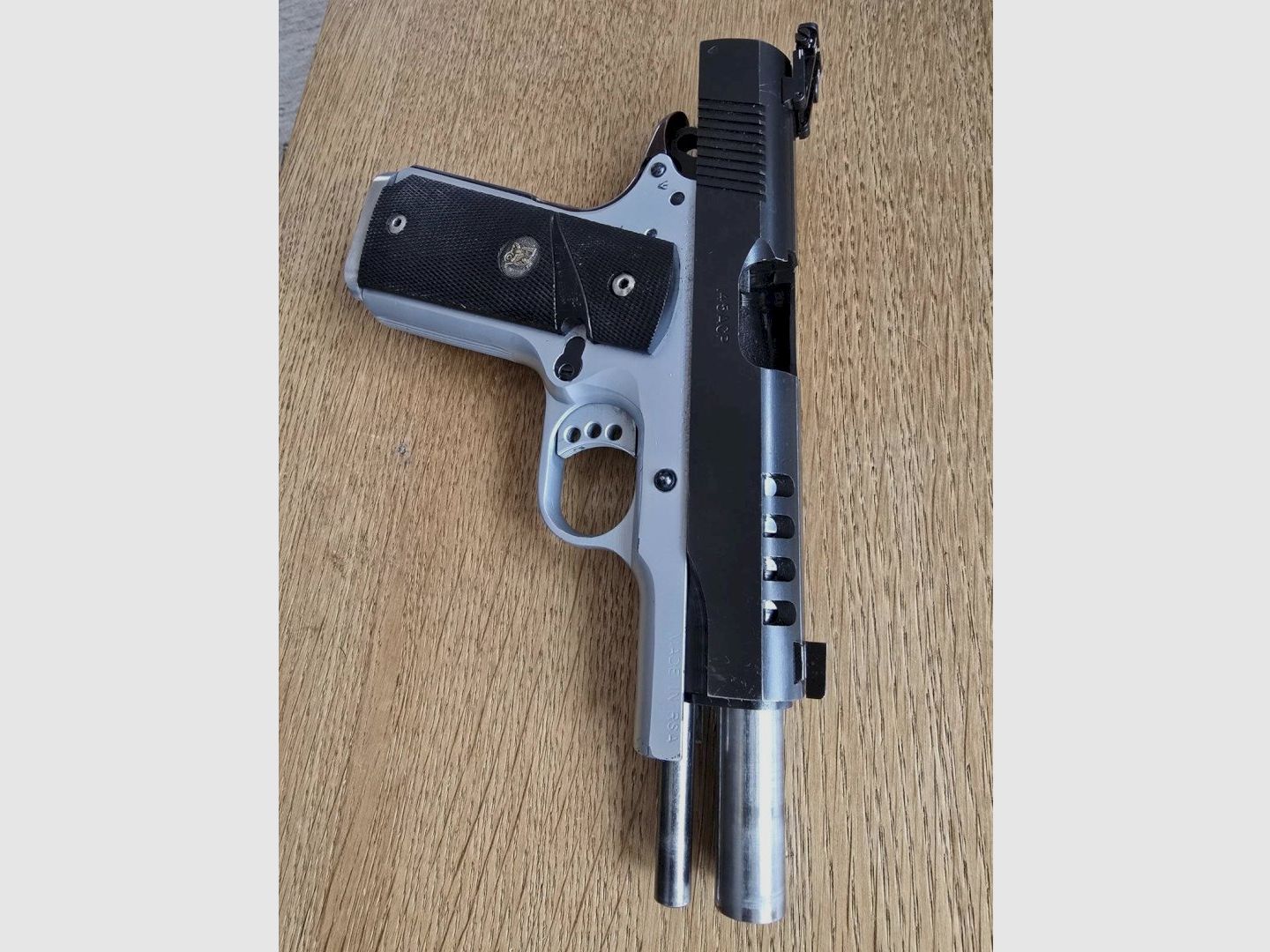 1911 Combat .45 ACP Afrique du Sud RSA ! Tuné. Inclus. Accessoires professionnels IPSC !