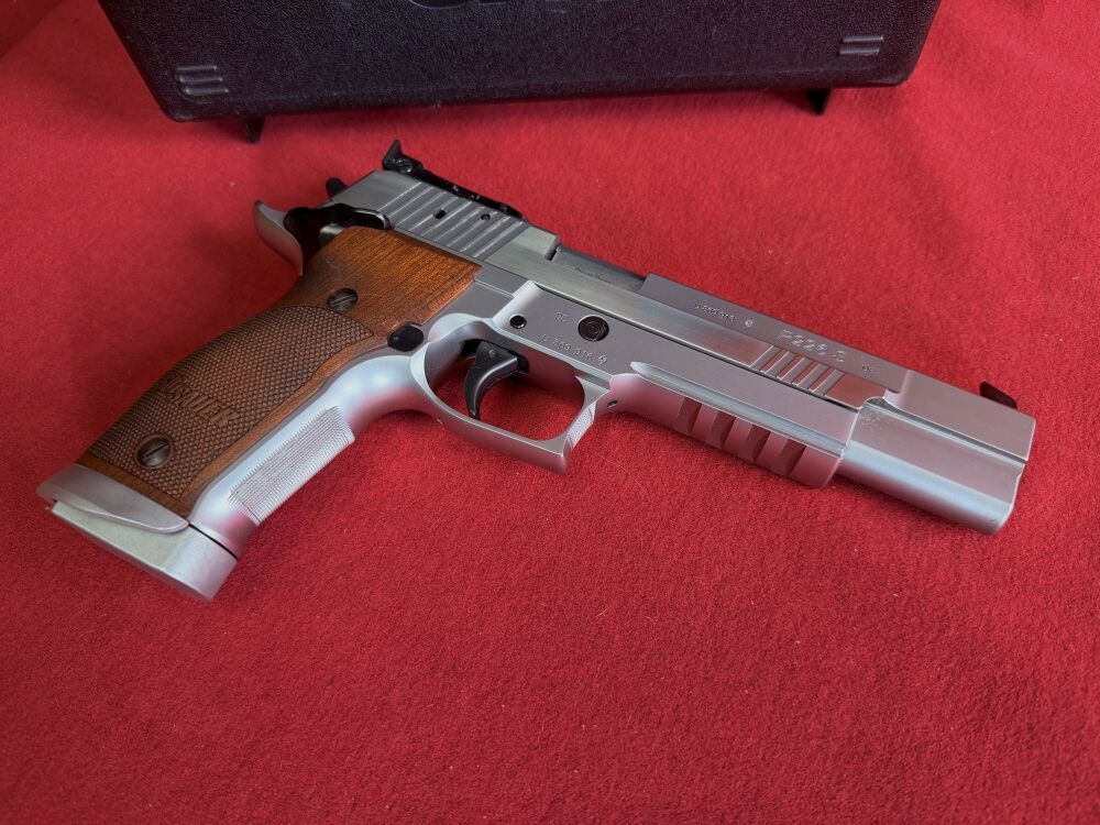 Sig Sauer P 226 X-Six