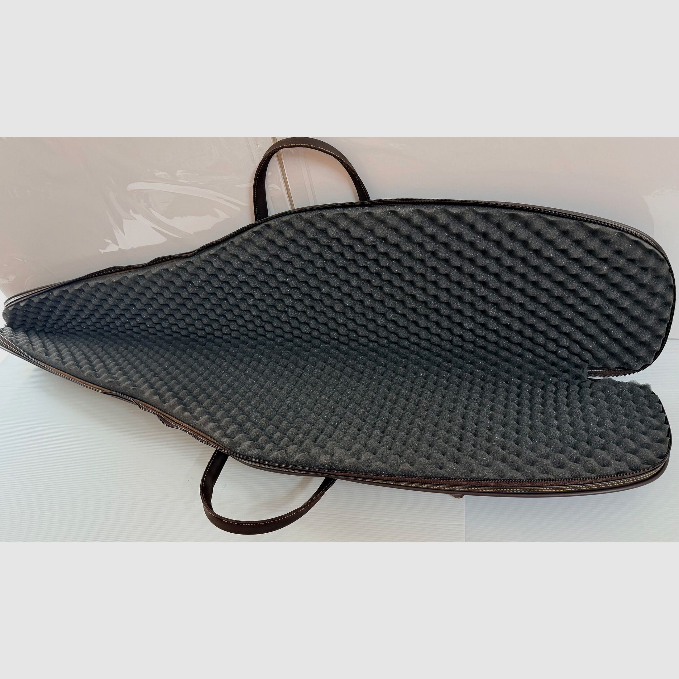 Futaille pour fusil avec lunette 125 cm rembourrée en cuir suédé El Corzo, image 6 sur 6