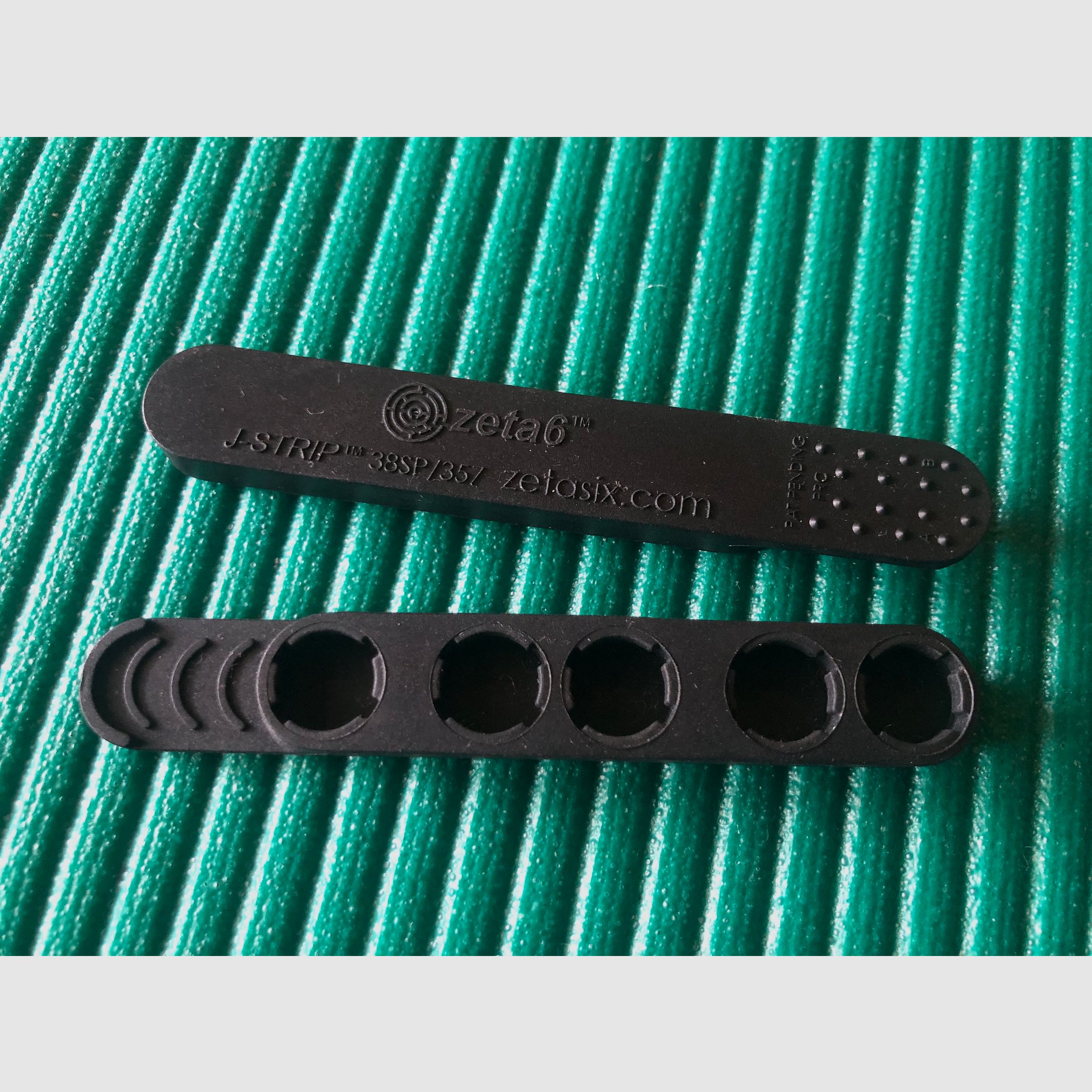 38SP/357 J-Strip von zeta6 (Schnelllader für 5er Trommel)