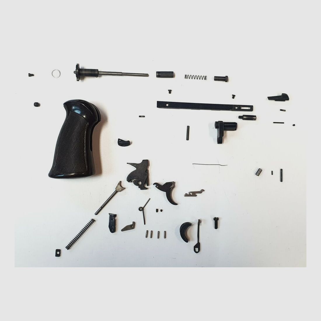 H.WEIRAUCH Freier Teilesatz Revolver Weirauch Arminius HW 9 - .22lr - 42 Teile