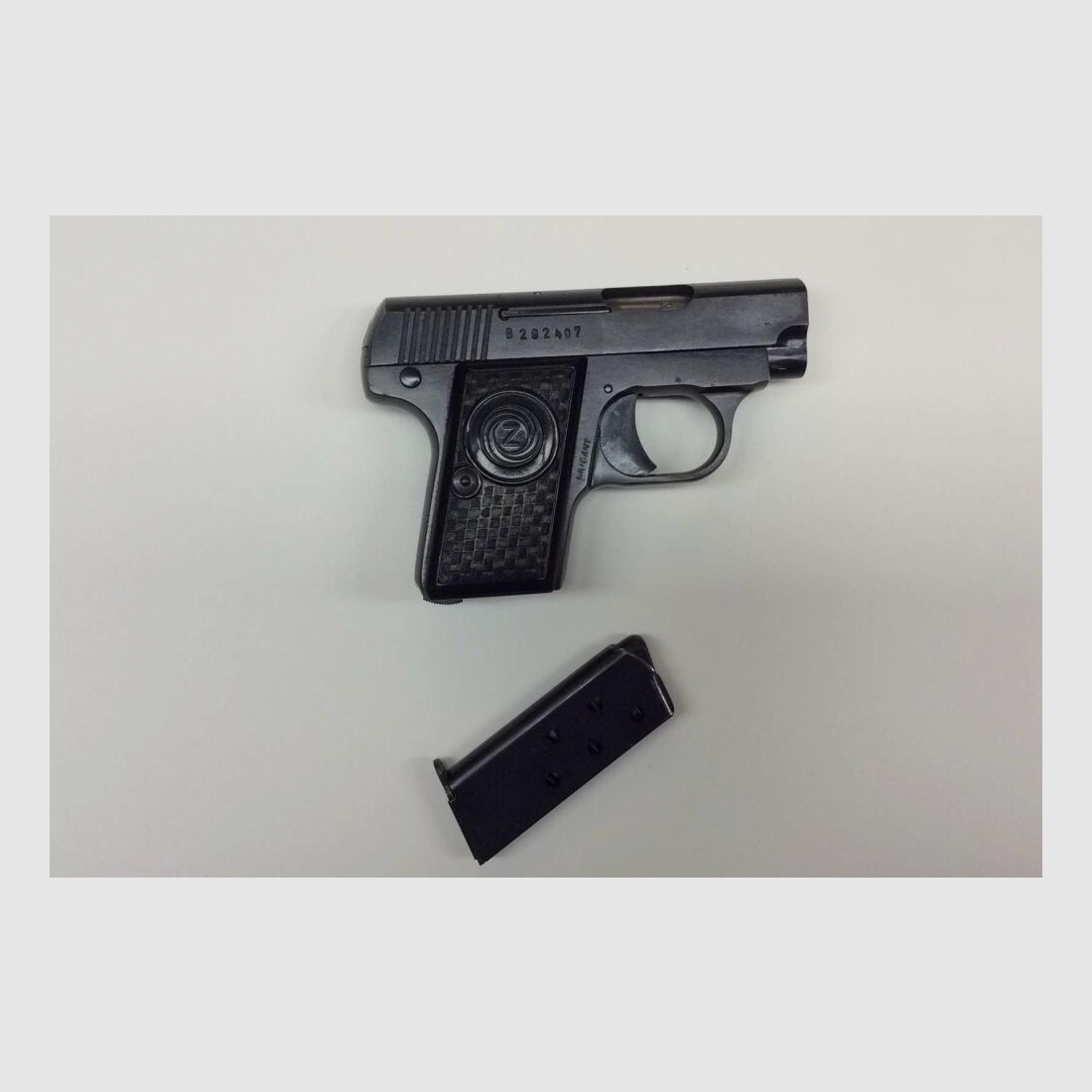 ZBROJOVKA BRNO senza 6,35mm Browning