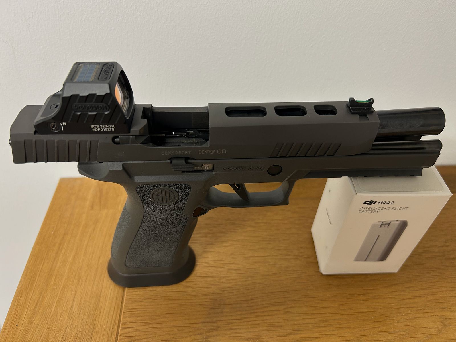 SIG Sauer P320 XFIVE Legion 9 mm Luger inkl. Holosun SCS Rotpunkt