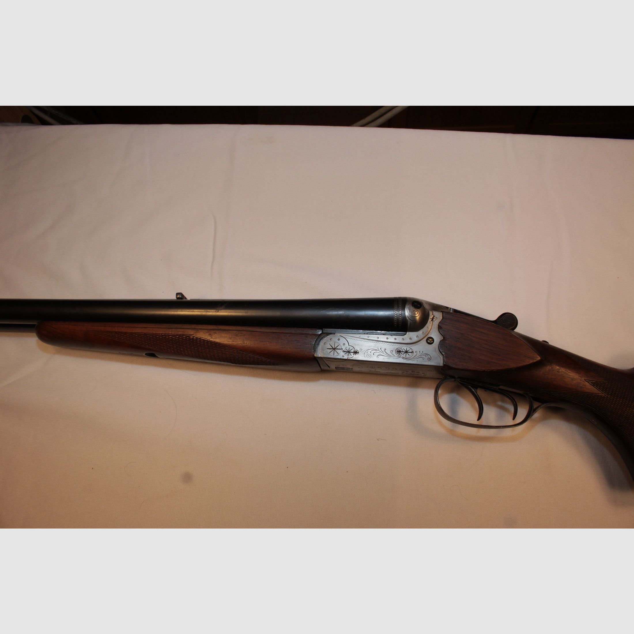 Linkerschaft jachtgeweer in 12/70 en 8x57IRS met geweerschotel.