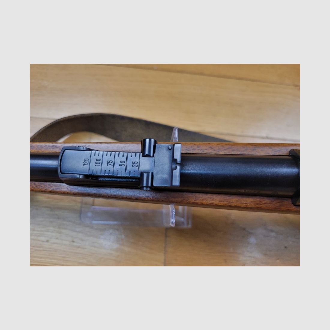 Wunderschöne Walther KKJ Schießbüchse – Kal. 22LR – manuelle Wiederholung – 5-Schuss Magazin – Gewindelauf – hohe Präzision – Zustand nahezu neu – TBE ++, Bild 12 von 24
