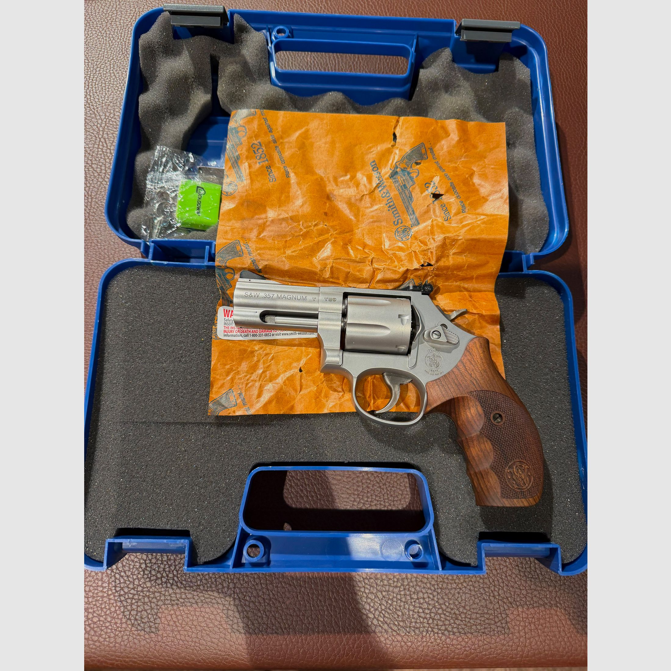 S&W 686 Security Special .357 Mag. 3" – Als nieuw & Nill-grips (aankoop 04/2024, < 150 schoten!)